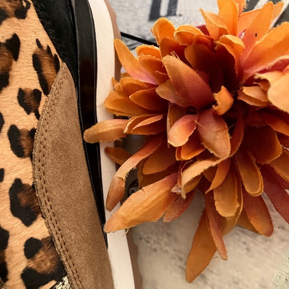 MYRA VELOCITY SNEAKERS NWT - Picture 8 of 13